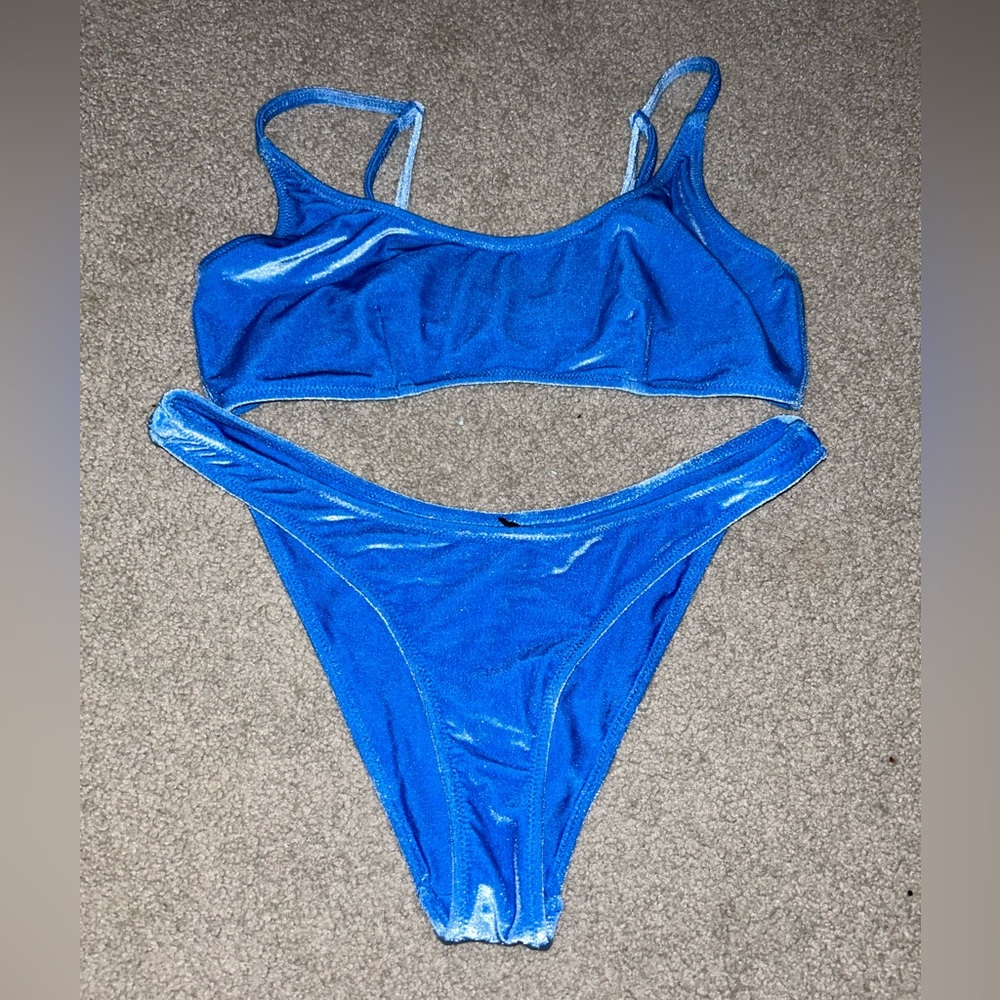 triangl blue velvet bikini